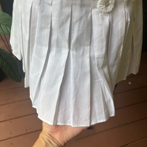 Ashish N Soni White Pleated Peplum Blouse | Floral Appliqués & Beading | Small - Picture 7 of 12